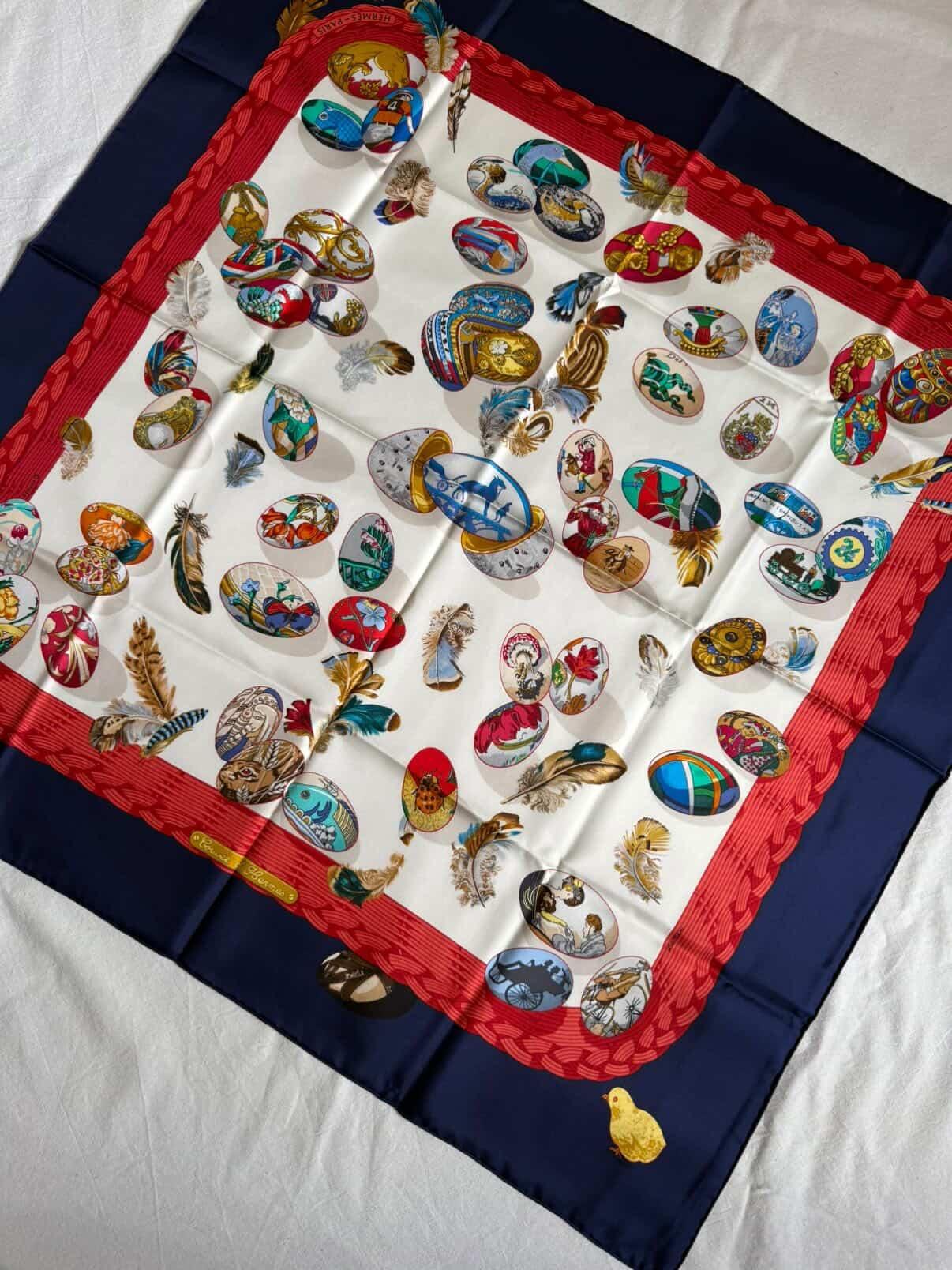 Foulard Hermès – Modèle Couvée d'Hermès