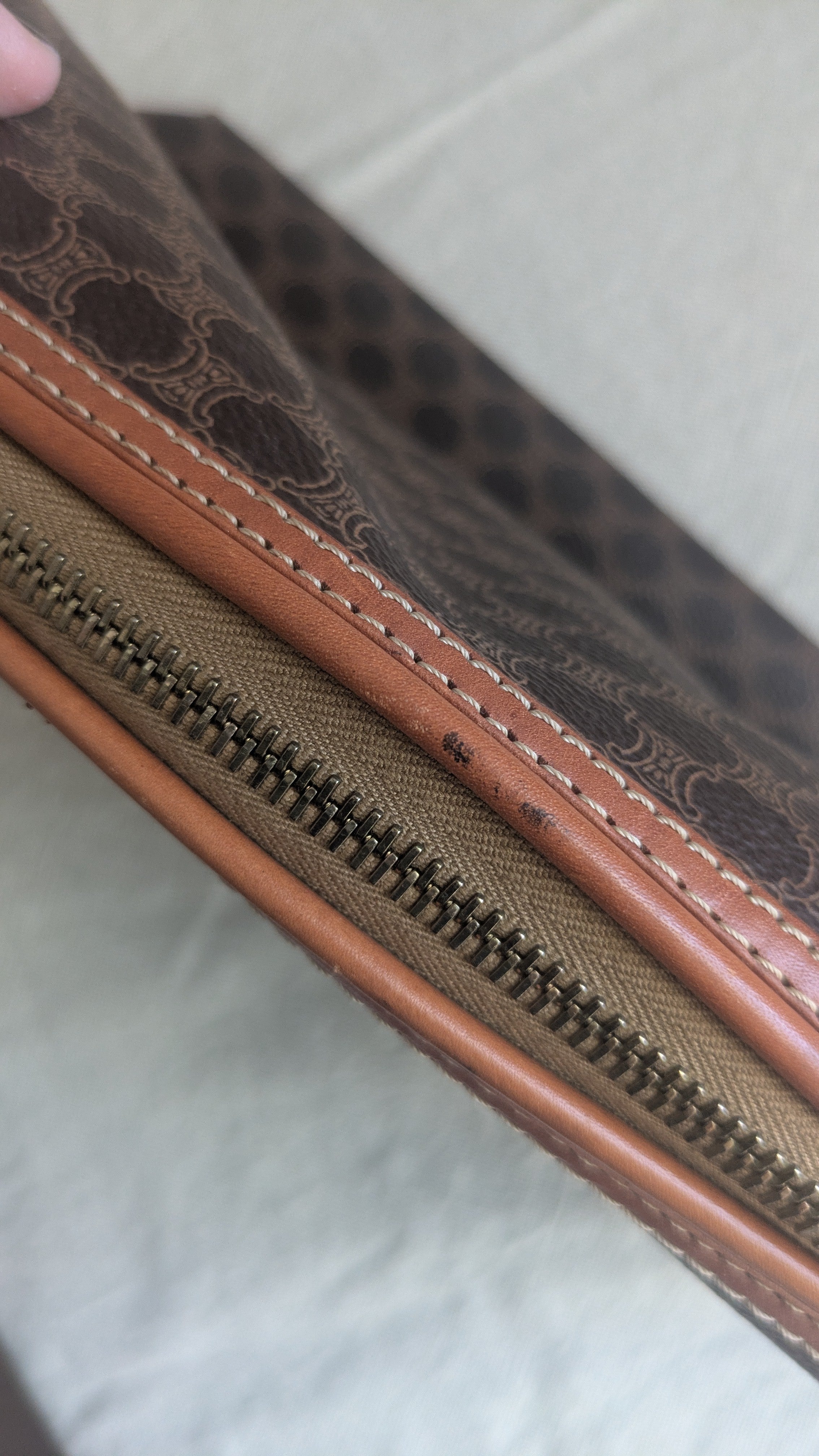 Trousse Céline vintage - Toile triomphe et cuir cognac