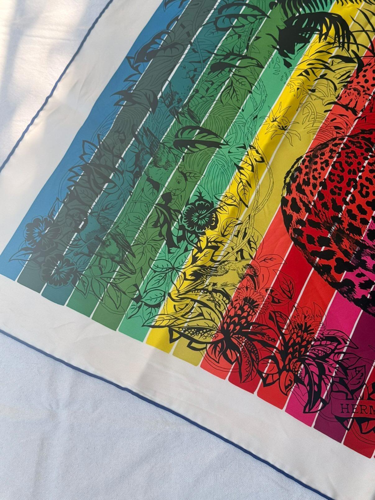 Foulard Hermès – Modèle Jungle Love rainbow