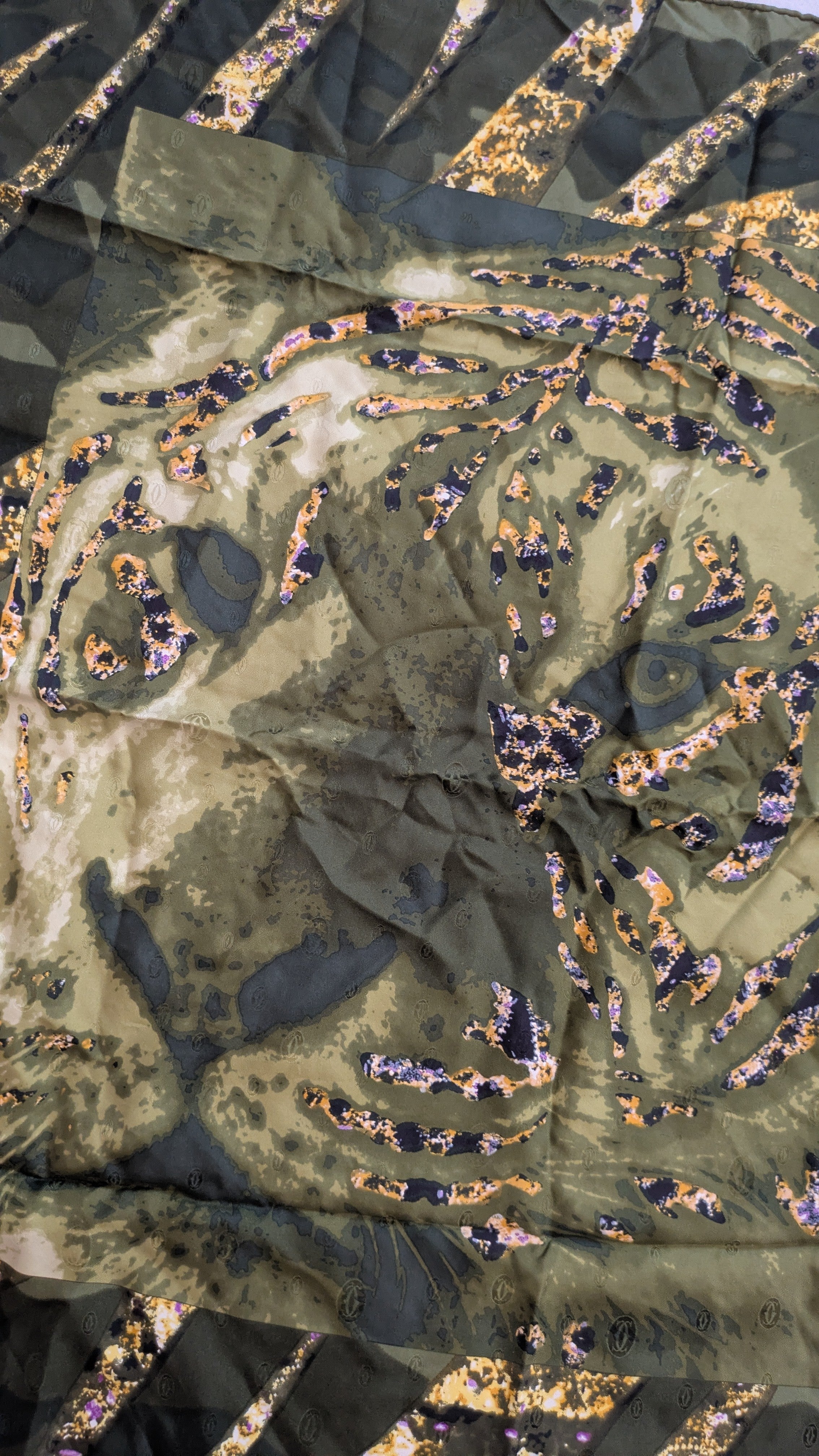 Foulard Cartier – Motif panthère kaki