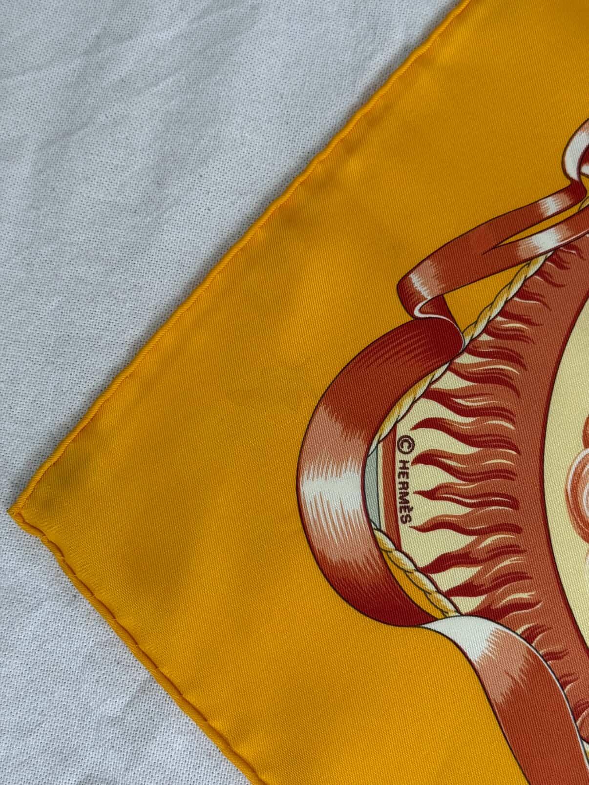 Foulard Hermès – Modèle Au delà des 5 mers