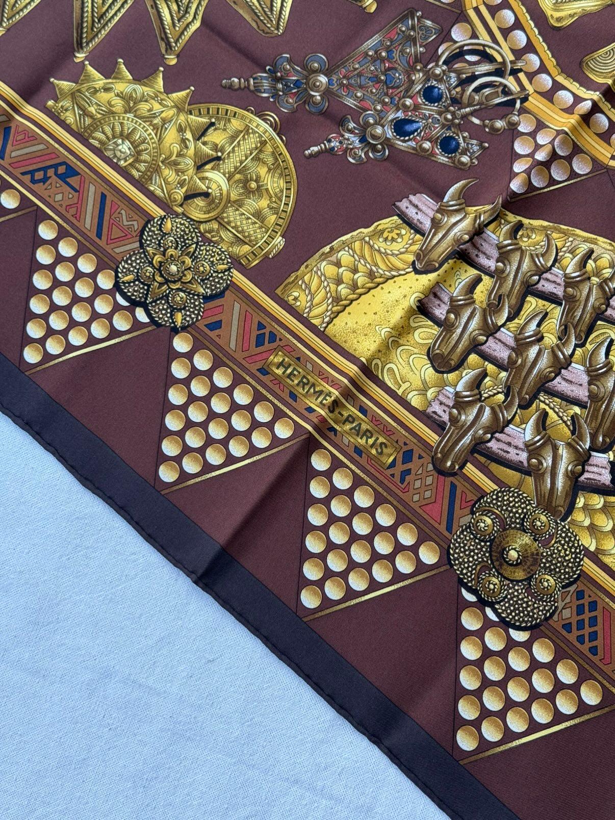 Foulard Hermès – Modèle L'or des chefs