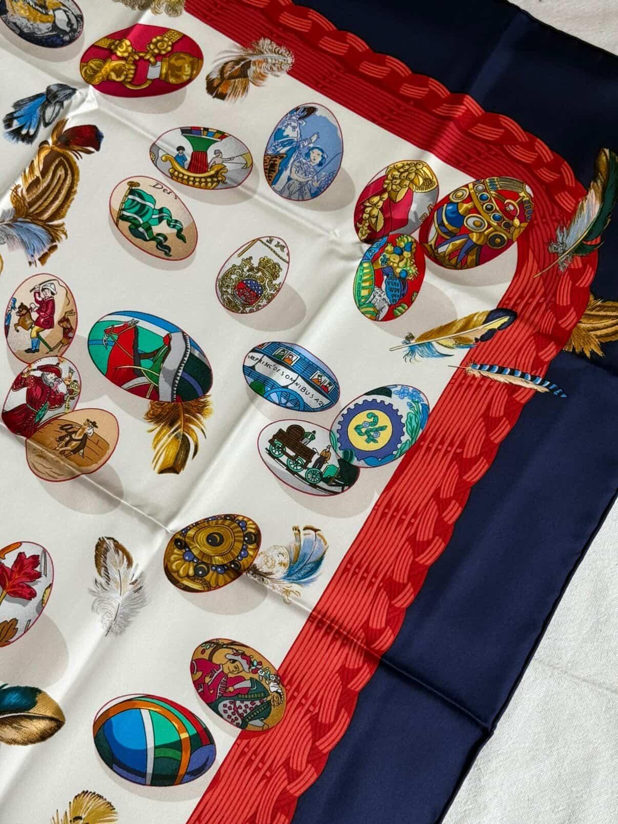 Foulard Hermès – Modèle Couvée d'Hermès