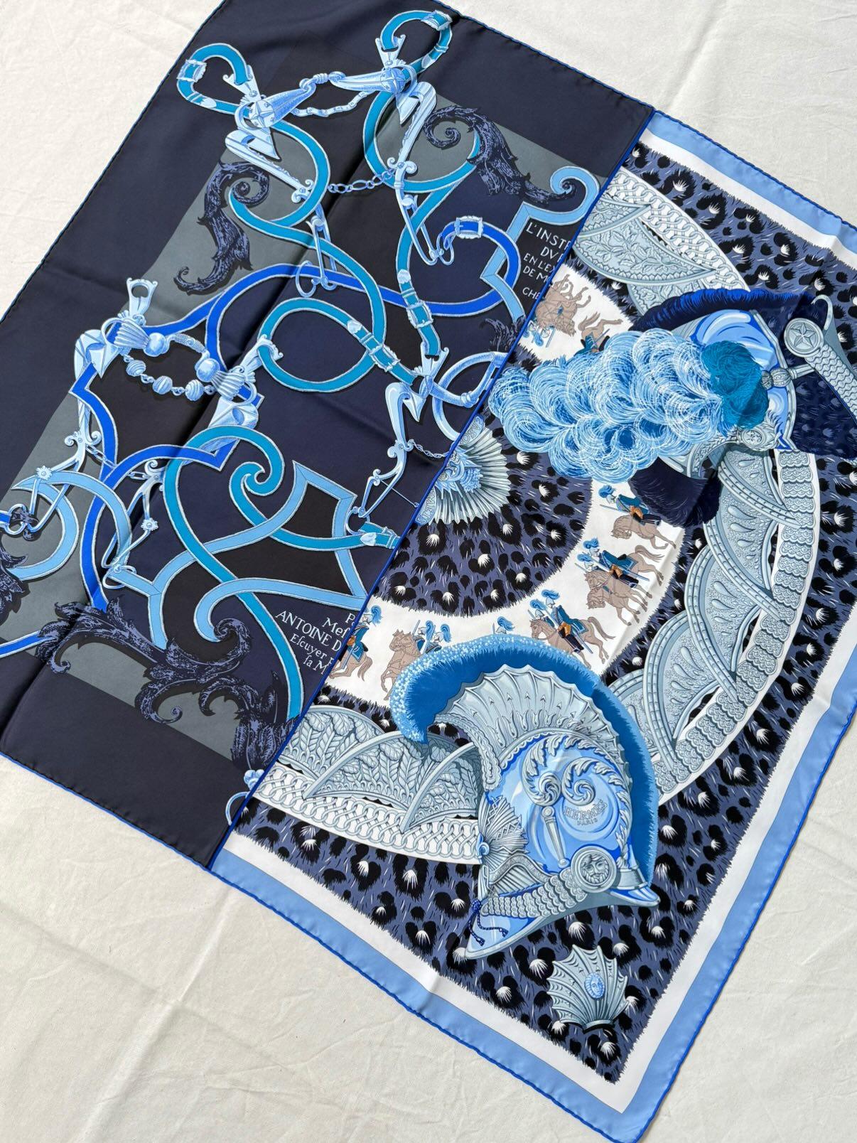 Foulard Hermès – modèle Plumets du Roy édition limitée