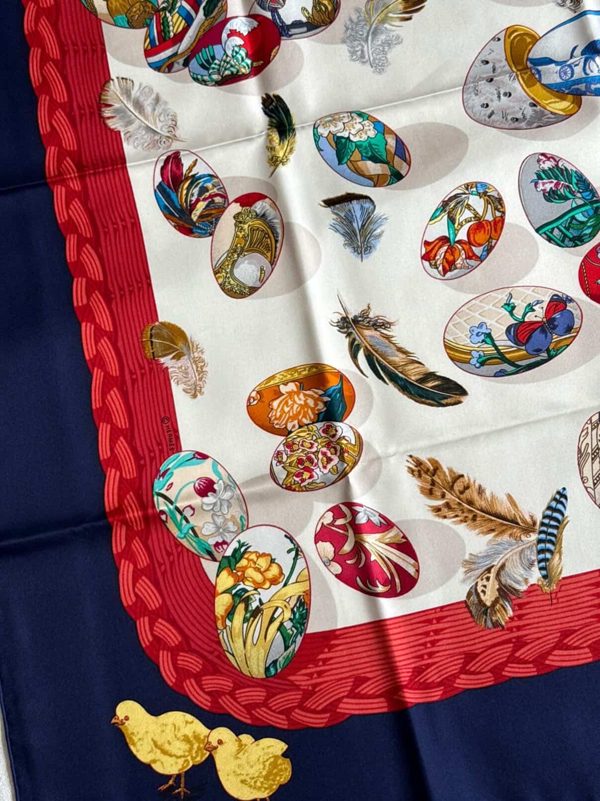 Foulard Hermès – Modèle Couvée d'Hermès