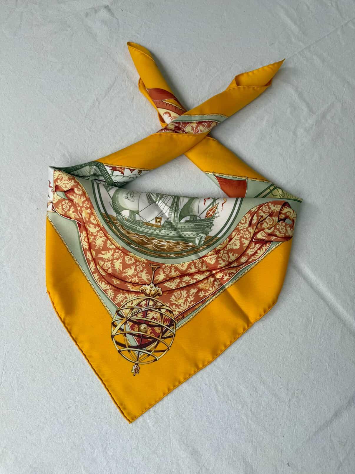 Foulard Hermès – Modèle Au delà des 5 mers