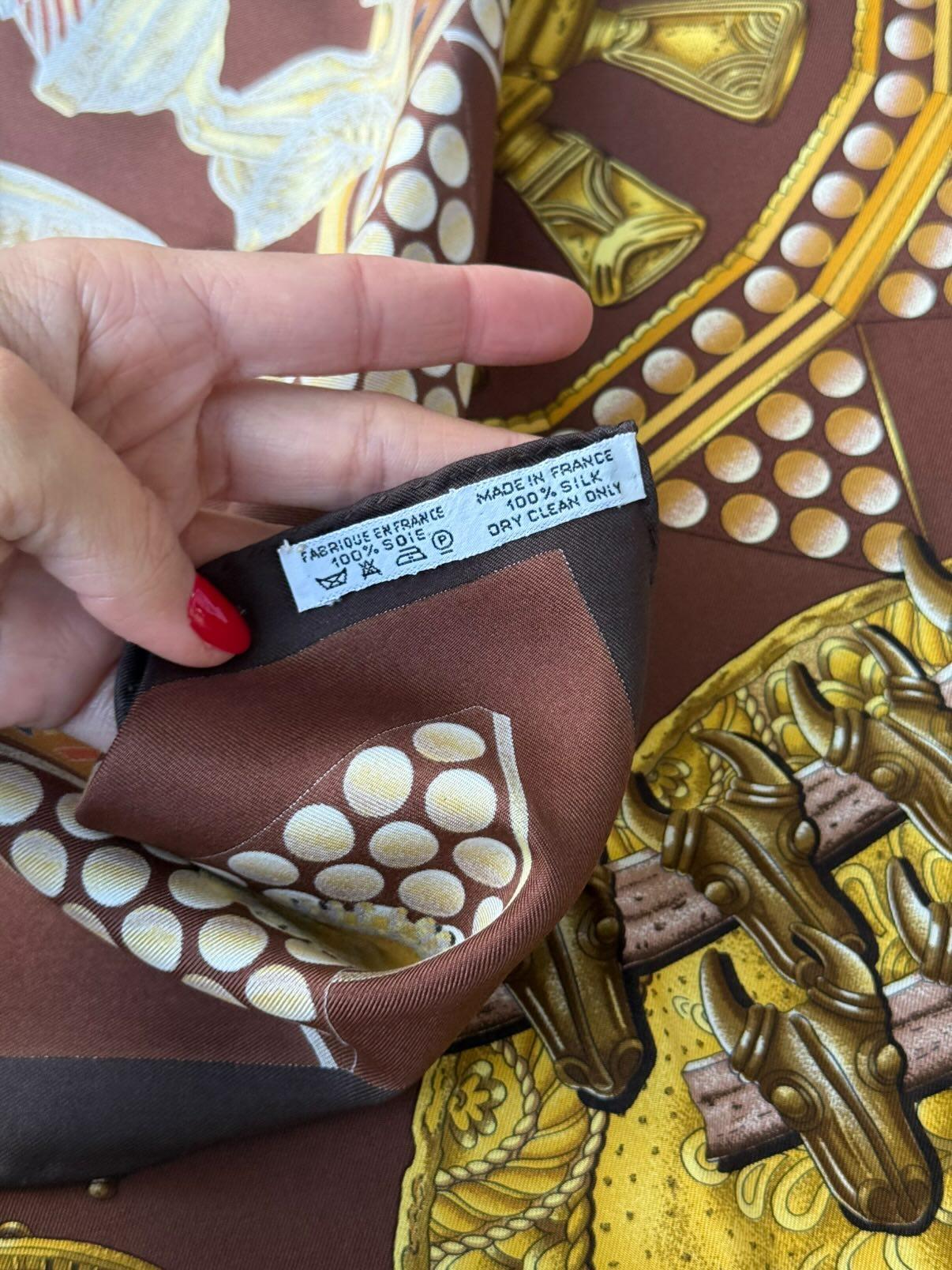 Foulard Hermès – Modèle L'or des chefs